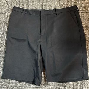 NWOT Ashworth Black Size 42 Golf Shorts.